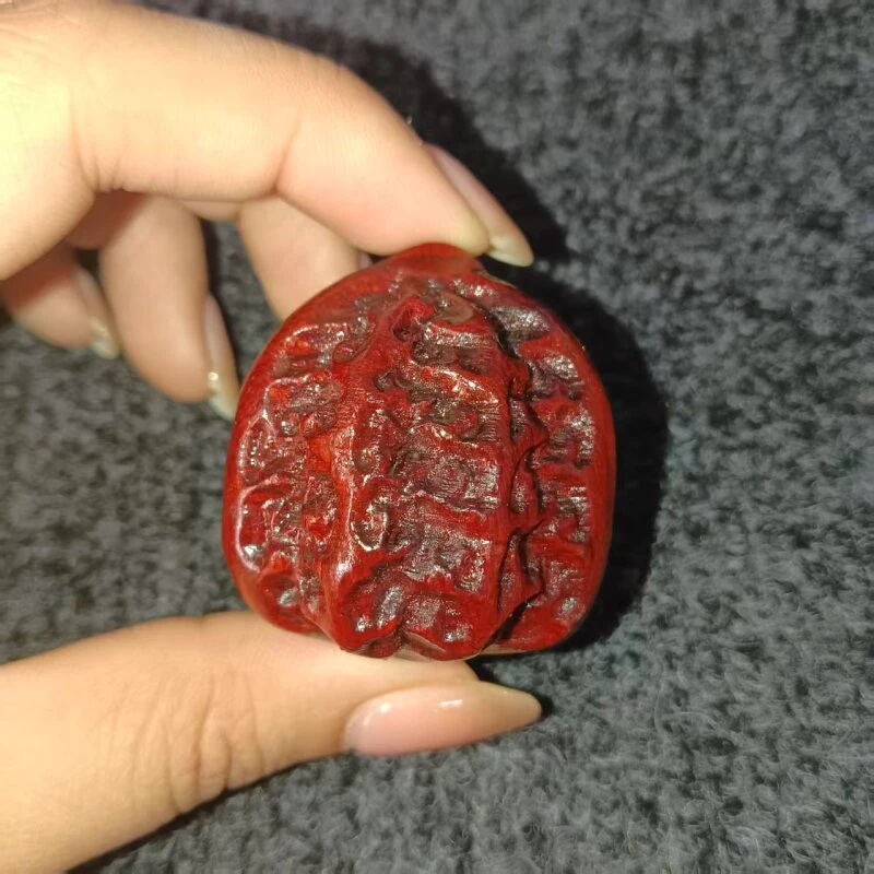 紫檀雕刻核桃ZT 1055（无礼盒）