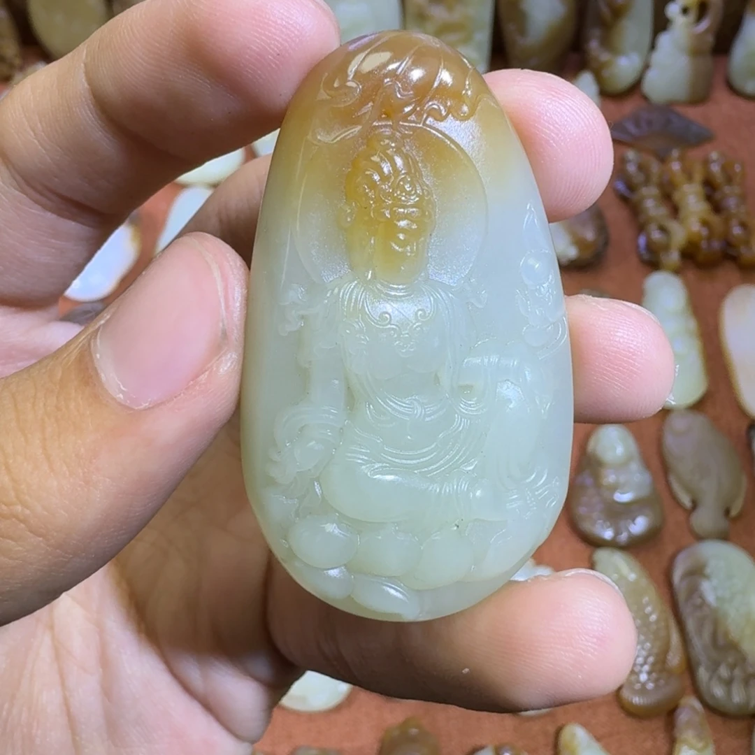 和田玉未镶嵌颈饰