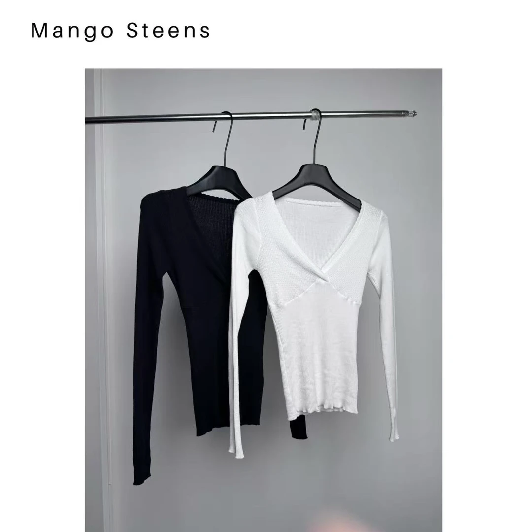 MANGO steen‘s丨V领显瘦可单穿打底I7976