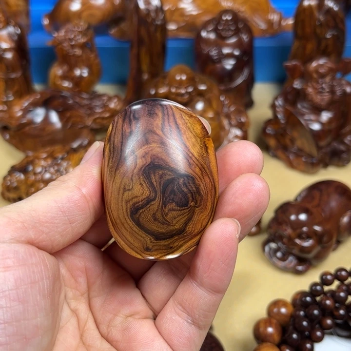 黄花梨降香黄檀把件