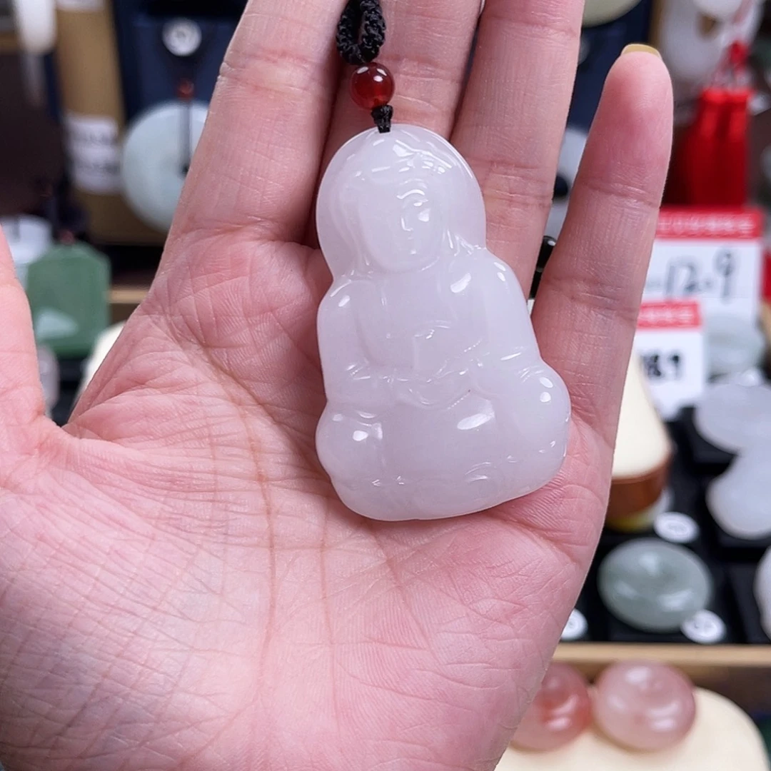 石英岩玉未镶嵌颈饰0**3