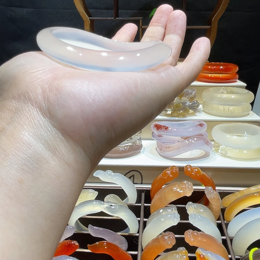 玛瑙/玉髓未镶嵌手镯