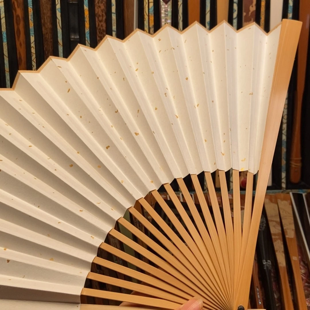 扇子放漏款玉竹折扇