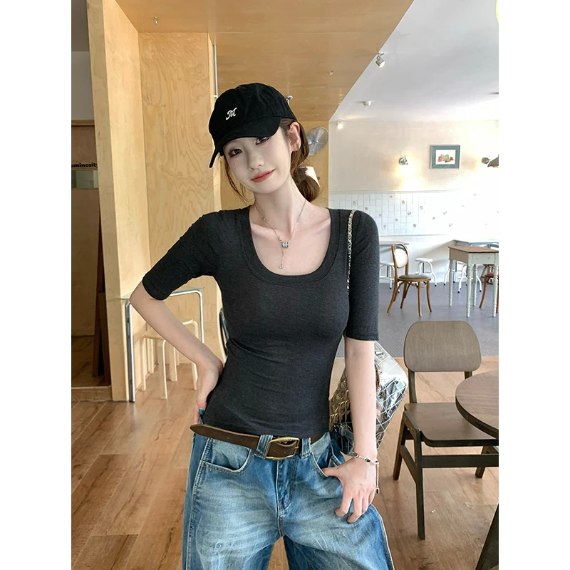 墙裂推荐！纯欲短袖T恤女2025简约辣妹修身美式低U领五分半袖上衣