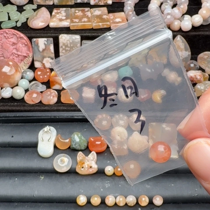 *****合金颈饰玛瑙/玉髓