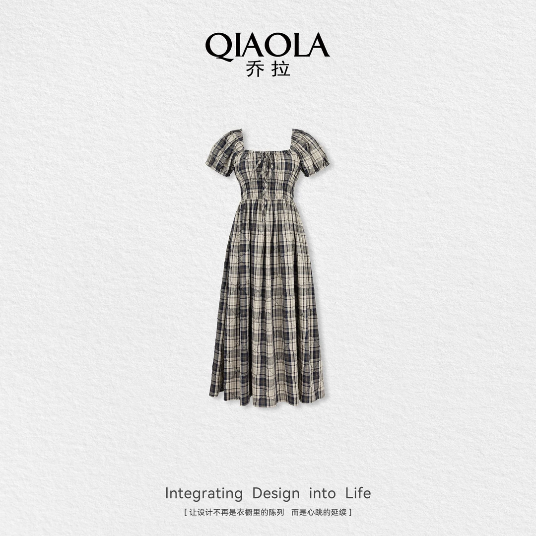 QIAOLA/乔拉【街角咖啡馆】夏新款梭织格纹显瘦百搭流行连衣裙