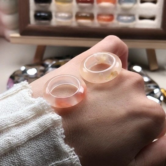 宠***溺玛瑙/玉髓未镶嵌戒指