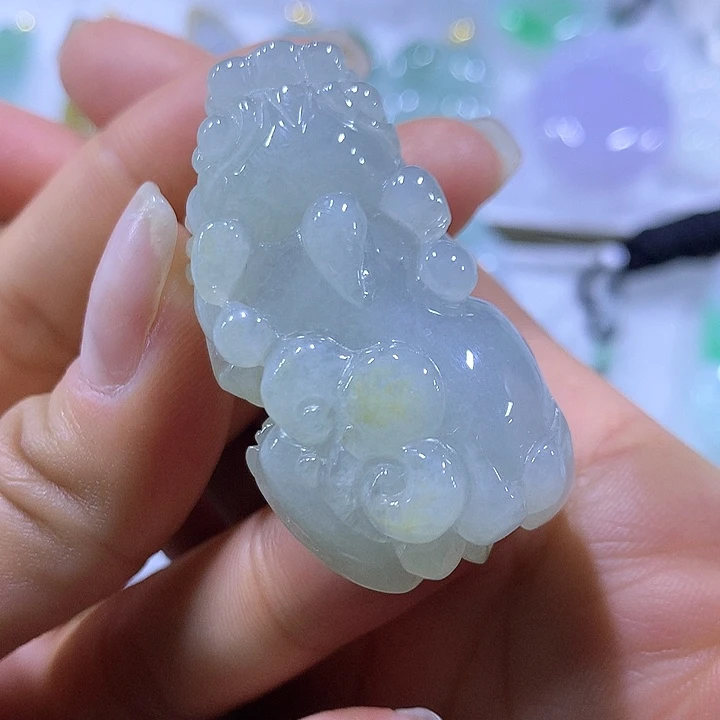 翡翠颈饰未镶嵌天然翡翠A货吊坠