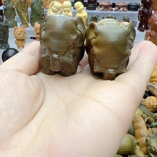 维腊木（绿檀）心****起大象