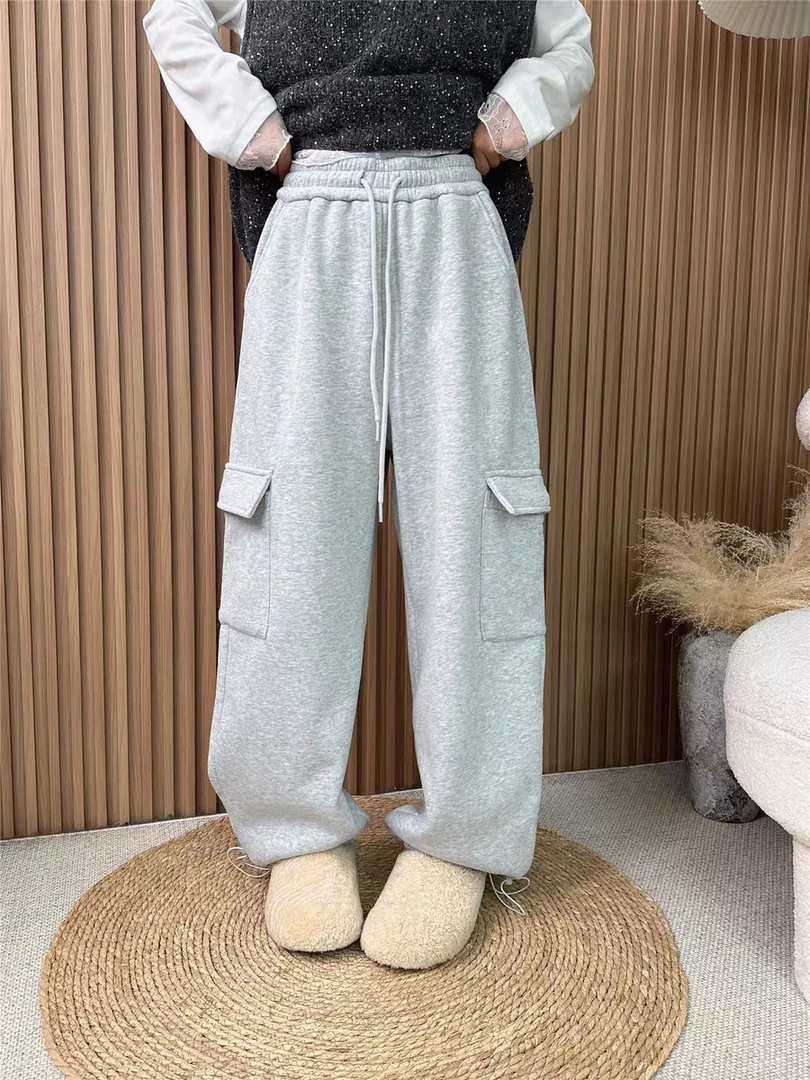 蜜地苏拉&5980冬季松紧腰抽绳侧边加厚裤脚口袋纯色工装裤卫裤