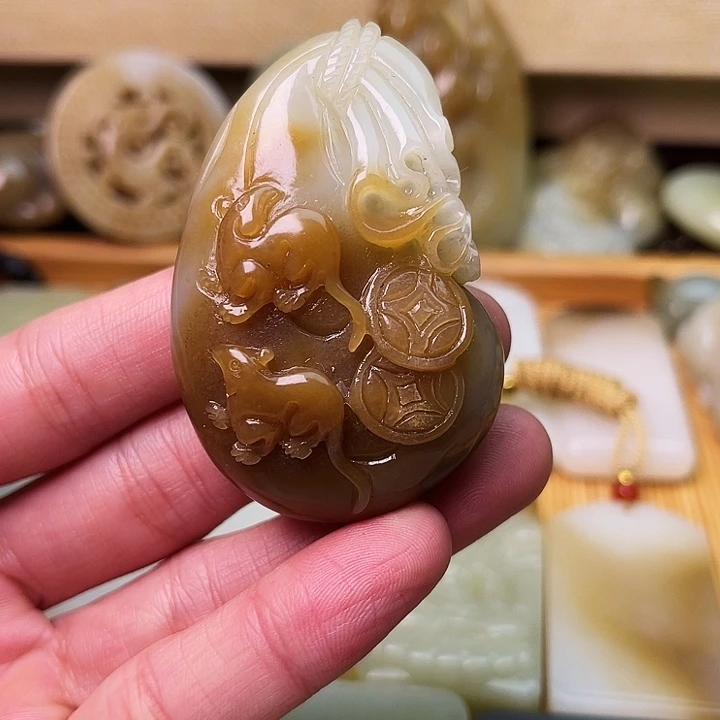 徒***弹和田玉未镶嵌吊坠(不含链)