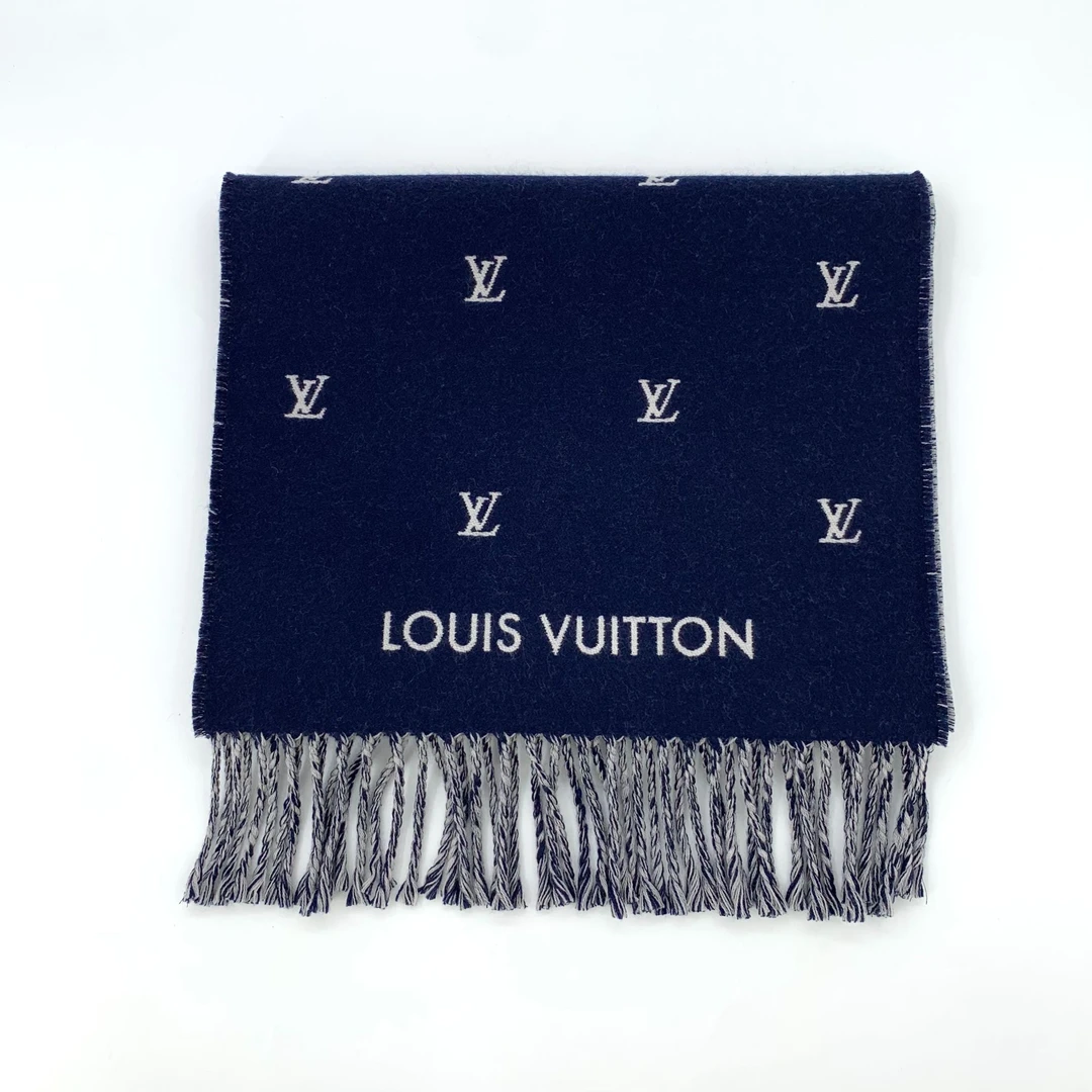 99新 LouisVuitton/路易威登 X13128蓝色logo绵羊毛双面流苏围巾