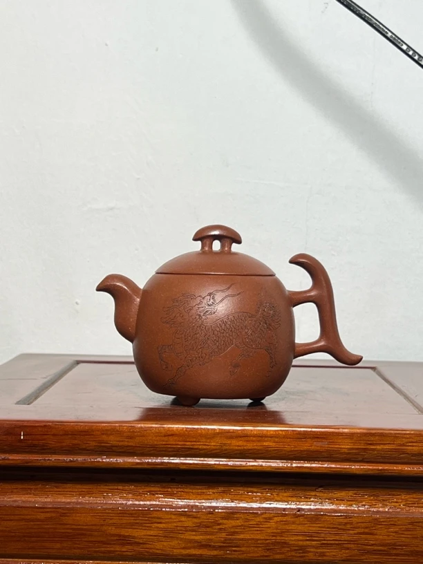 宜兴紫砂壶降坡泥三足凤鸣（麒麟）