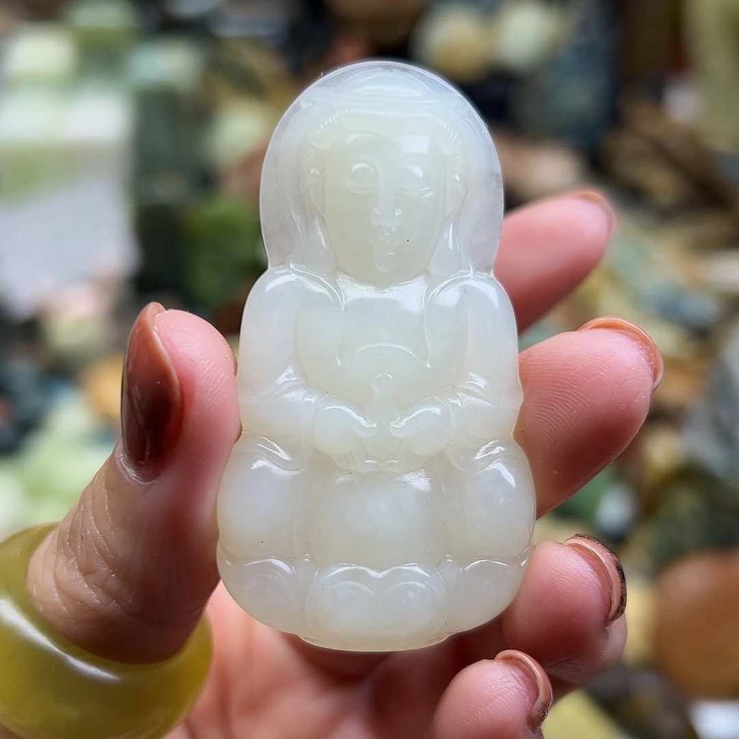 岫玉未镶嵌颈饰岫玉观音