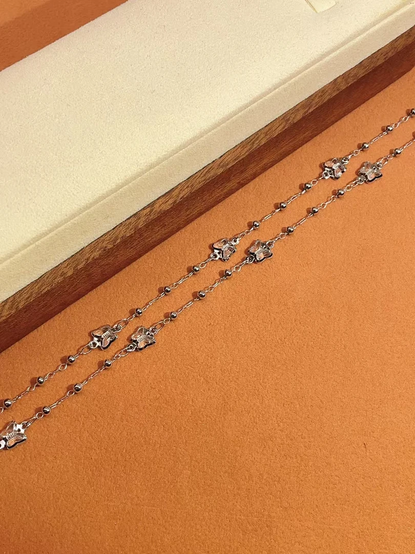 D224白金色白蝴蝶项链
