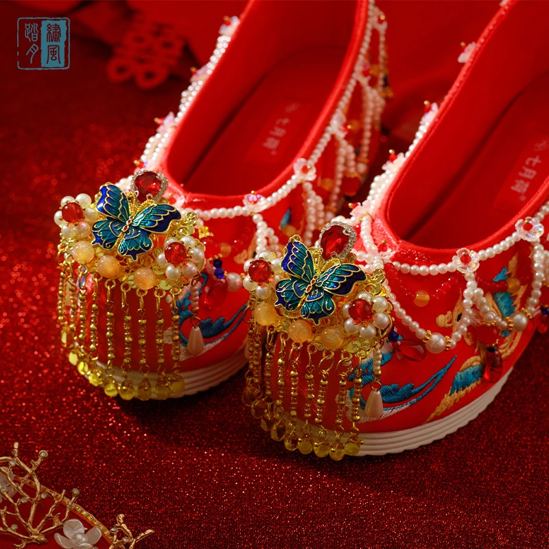 新款新娘红色结婚鞋内增高流苏秀禾婚鞋国风汉服婚鞋手工绣花婚鞋