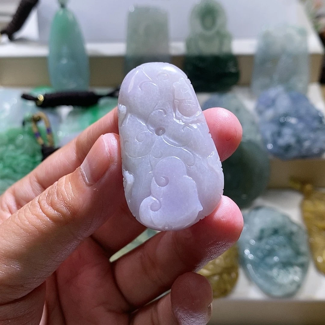 【闪购商品】翡翠颈饰未镶嵌荷叶鱼