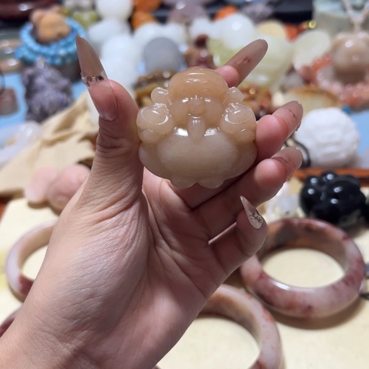 卡***欧石英岩玉合金手链