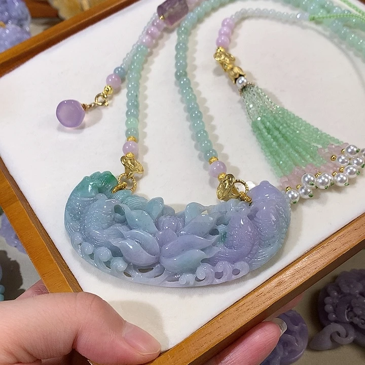 翡翠未镶嵌颈饰翡翠吊坠