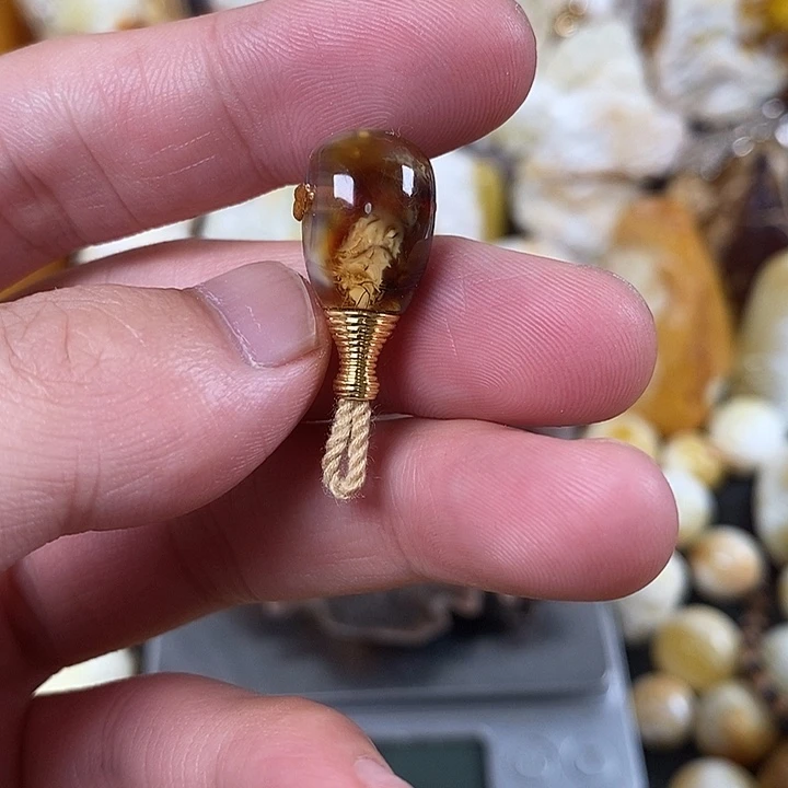 未镶嵌琥珀裸石我