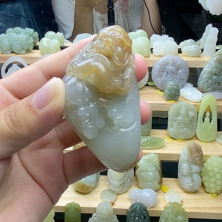 未镶嵌和田玉挂件