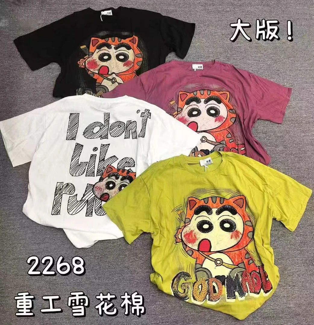 薄款蜡笔小新宽松休闲体恤