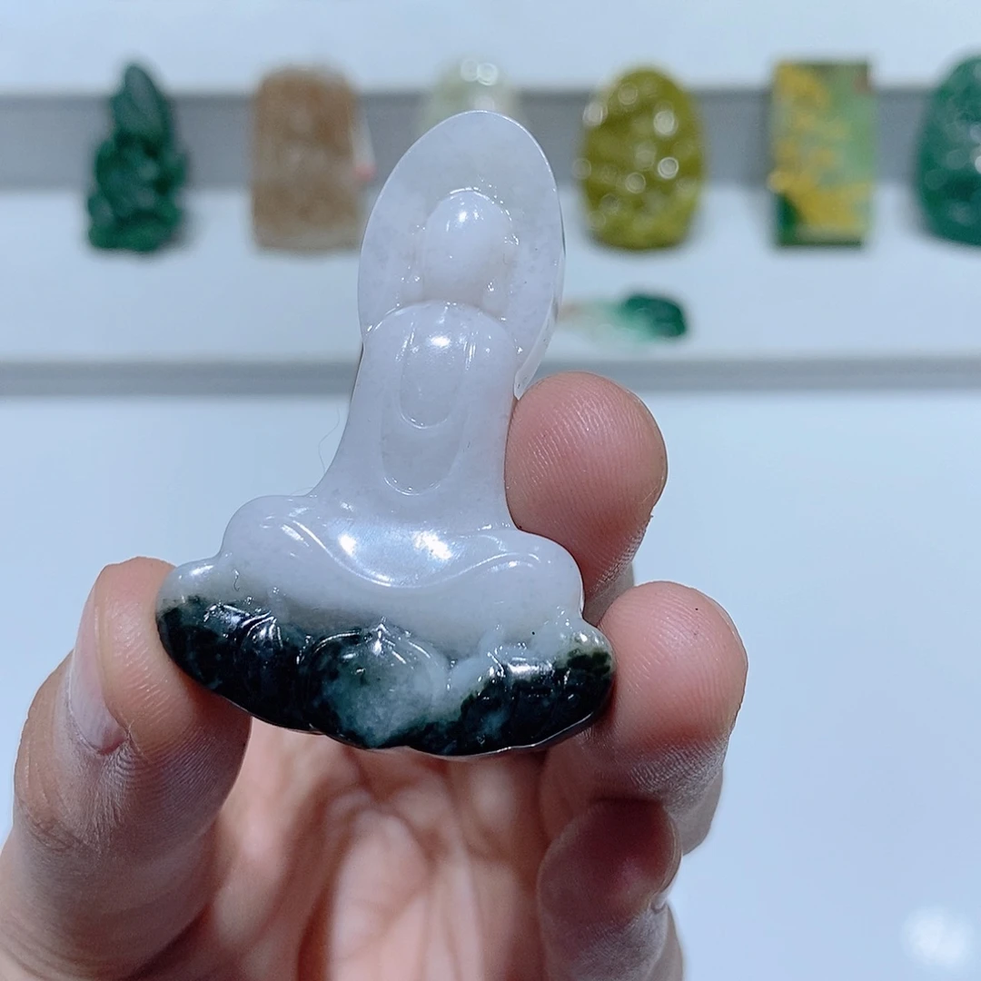 独山玉未镶嵌挂件