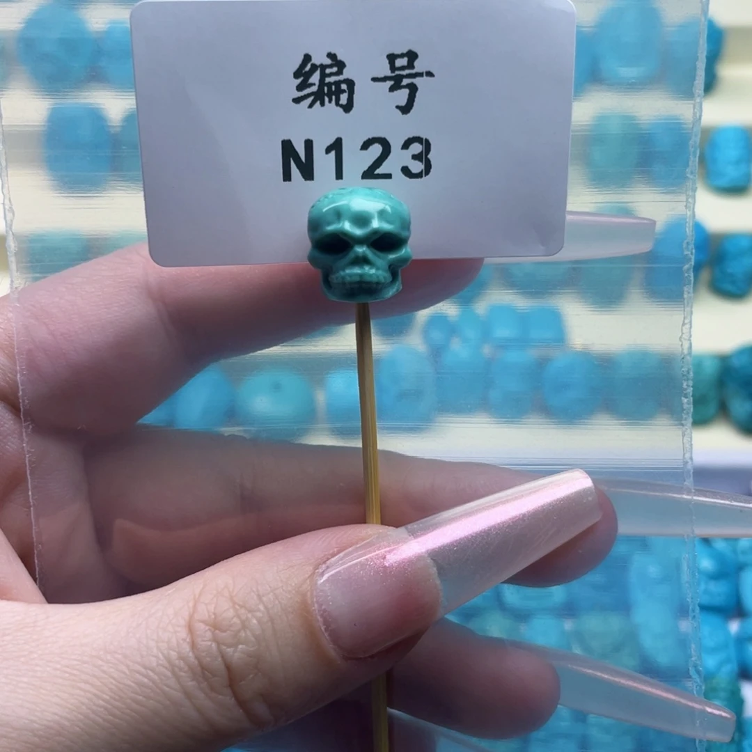 绿松石未镶嵌雕刻