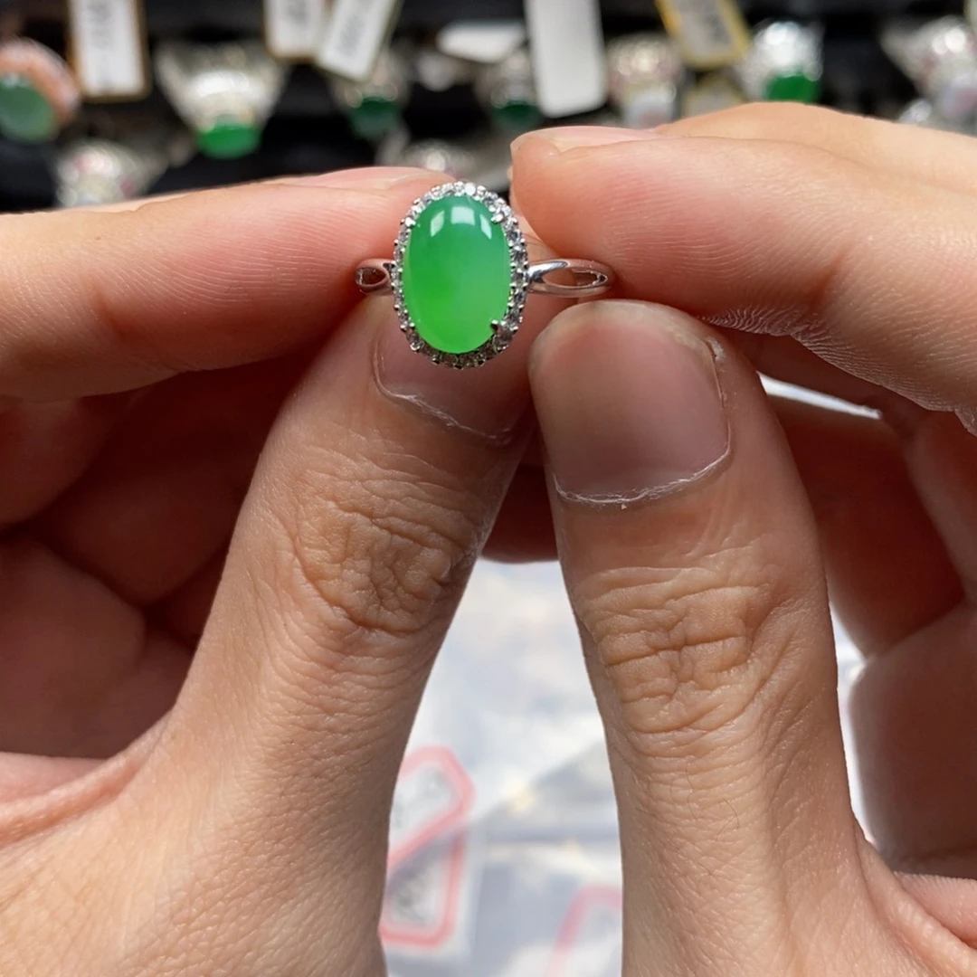 翡翠戒指银S925镶嵌天然缅甸翡翠a货