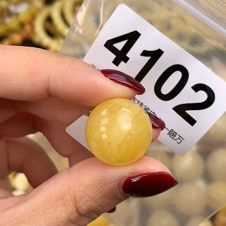 蜜蜡未镶嵌珠宝奇石19.2