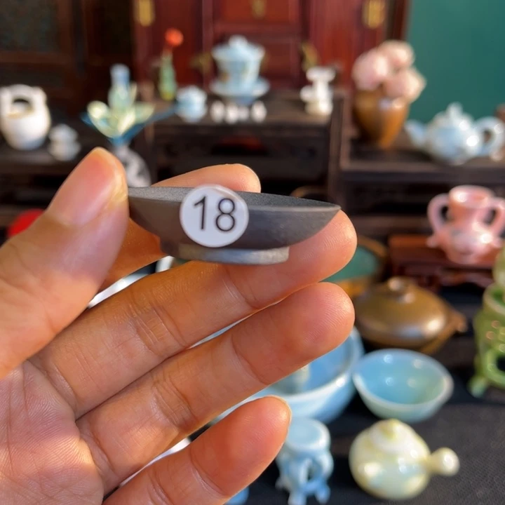 摆件微陶老王迷你花瓶