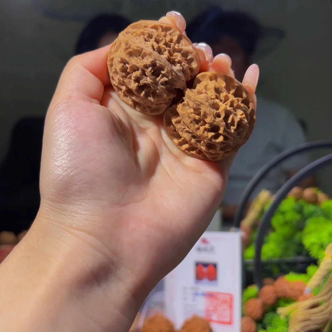 桃核把件42苹果园原生态