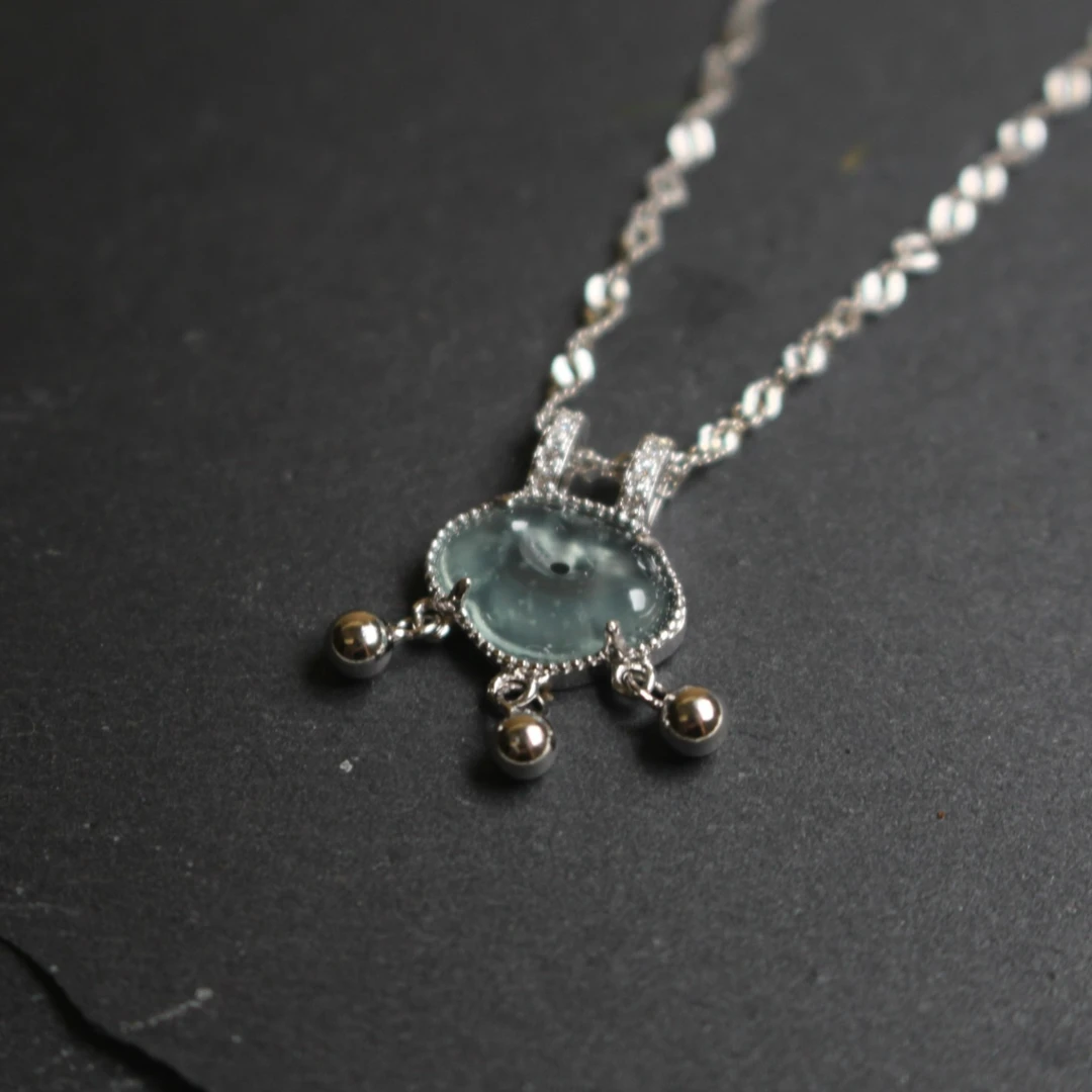 高冰翡翠如意锁（银）ZK23101847