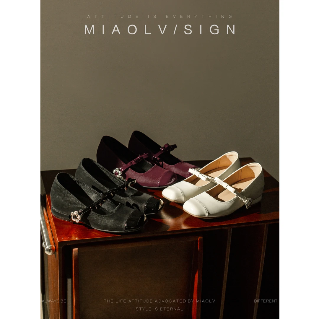 AA「妙侣」春日丝绒~粗跟玛丽珍鞋女春季内增高一字带配裙子jk单鞋