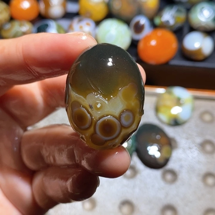 未镶嵌玛瑙/玉髓珠宝半成品133