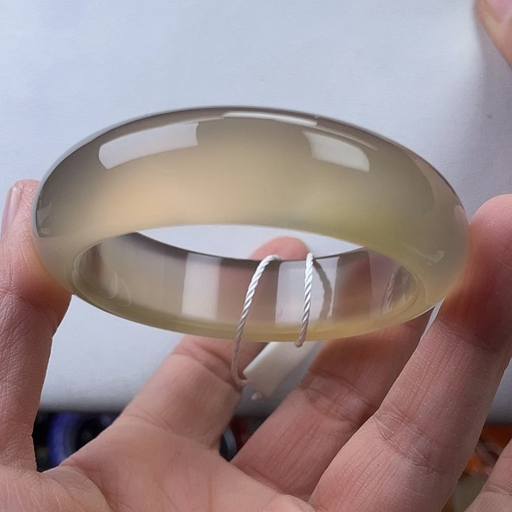 玛瑙/玉髓未镶嵌手镯53圈口