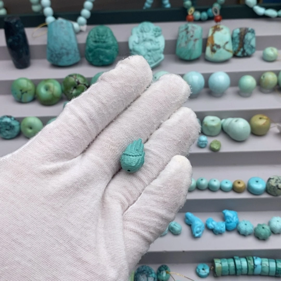 未镶嵌绿松石佛手