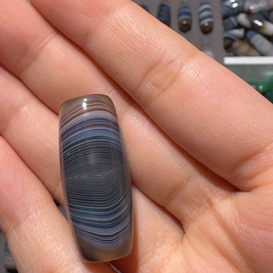 玛瑙/玉髓未镶嵌珠宝半成品