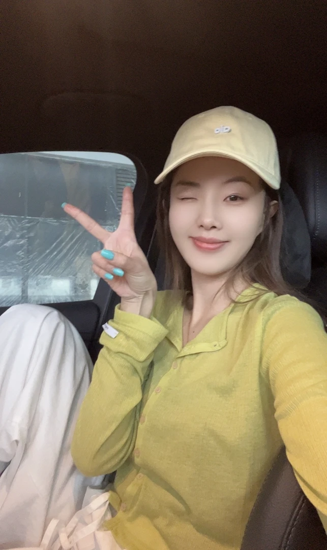 over1914薄透针织开衫防晒外套ins