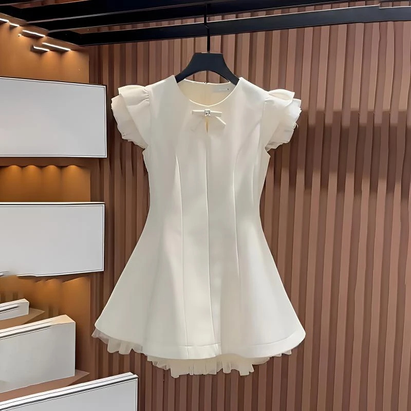小个子大方得体夏季穿搭白色小飞袖连衣裙女2025新款今年流行爆款