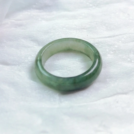 翡翠颈饰未镶嵌百*吊坠