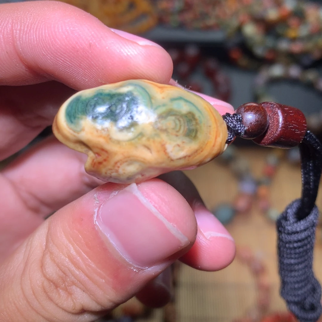 玛瑙/玉髓未镶嵌阿拉善戈壁玛瑙