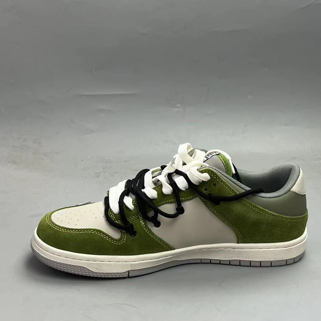 2048时尚百搭休闲透气男鞋