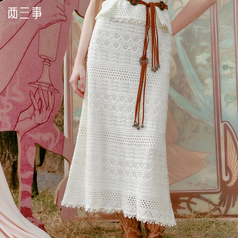 两三事 织梦轻羽  镂空针织半身裙S25CKB400