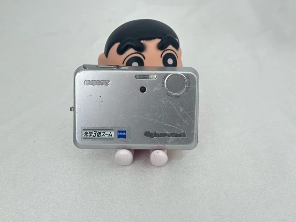 9新 Sony/索尼 索尼T3 日版 500万像素3倍光学变焦无配件