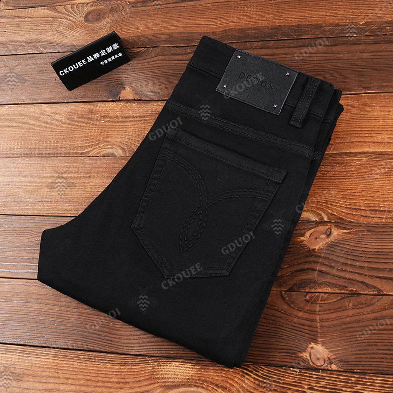 CKOUEE【防褪色】秋冬新款莱赛尔水洗直筒修身男士弹力纯黑牛仔裤