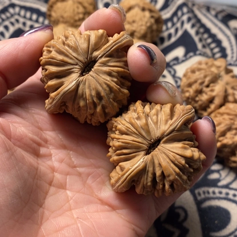 【闪购商品】文玩核桃吊坠内****行