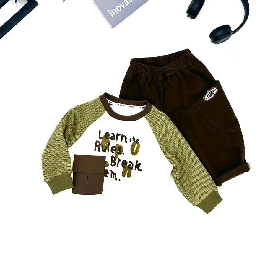 T8837  印花毛线插肩袖