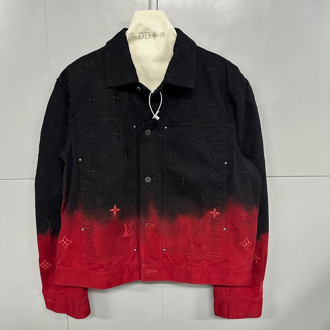 全新未使用  LV SS24 渐变刺绣logo做旧牛仔外套 50码 D19813