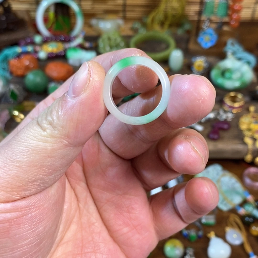 翡翠散珠漂亮漂亮漂亮漂亮